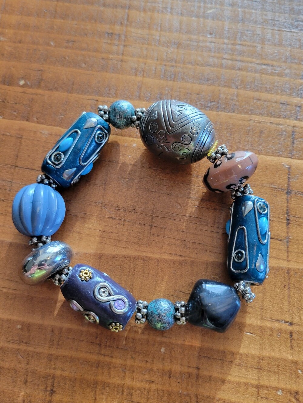 Cookie Lee 90s 2000s Y2K Beaded Stretch Bracelet Silver Tone Purple Blue Beads